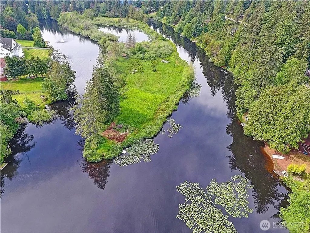 1881 Lake Drive Camano Island WA 98282