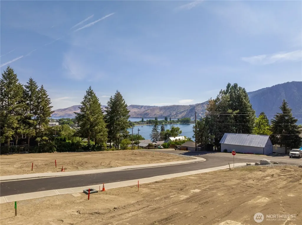 33 Indigo Lane Manson WA 98831