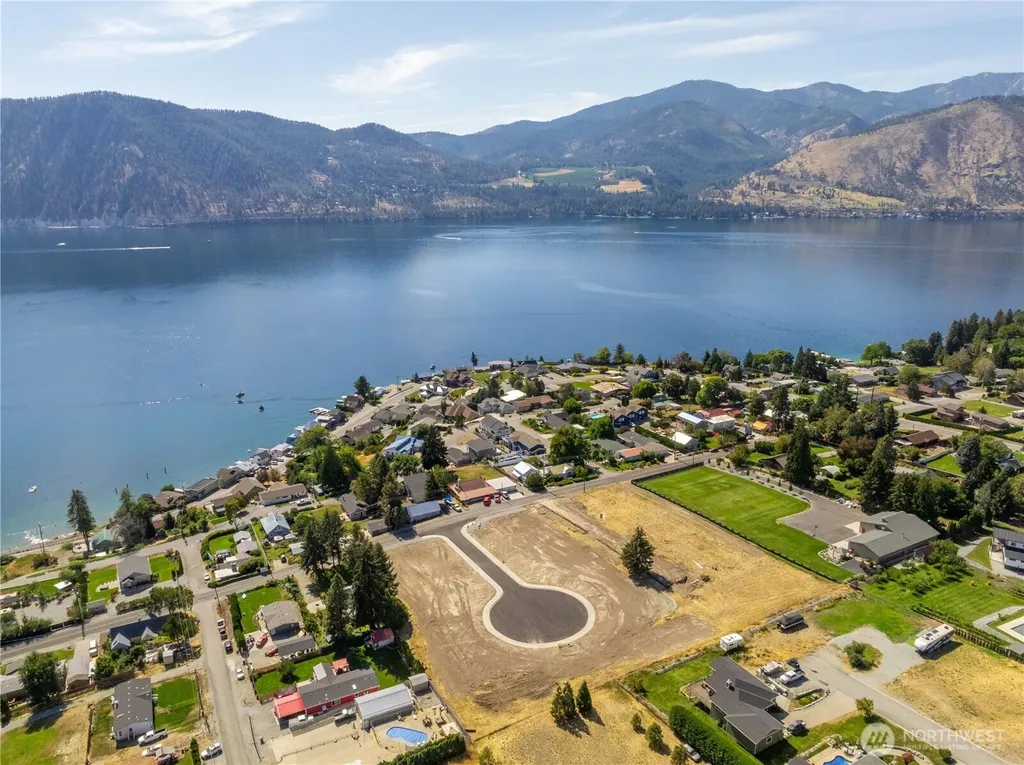 33 Indigo Lane Manson WA 98831