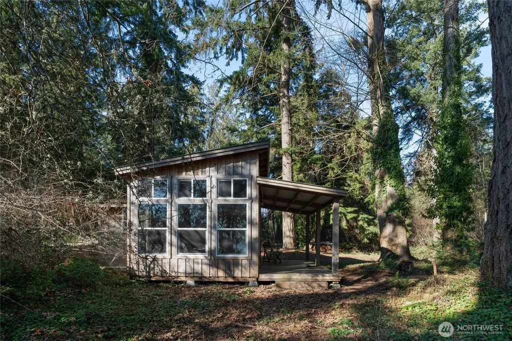 11648 Vipond Drive NW Gig Harbor WA 98329