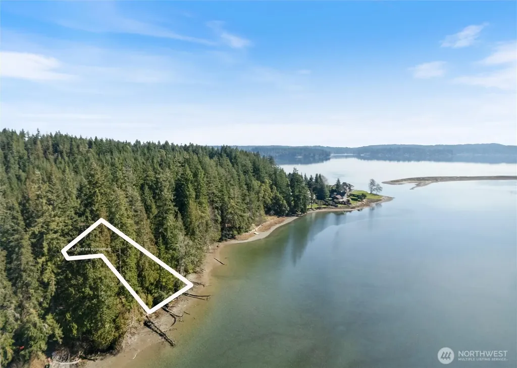 11648 Vipond Drive NW Gig Harbor WA 98329