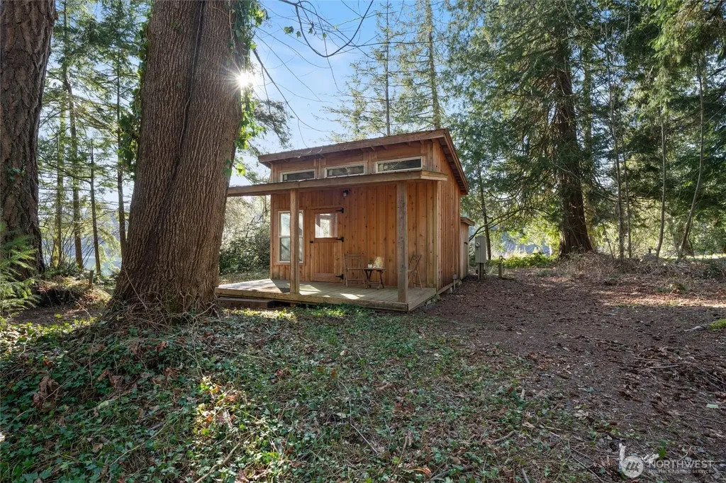 11648 Vipond Drive NW Gig Harbor WA 98329
