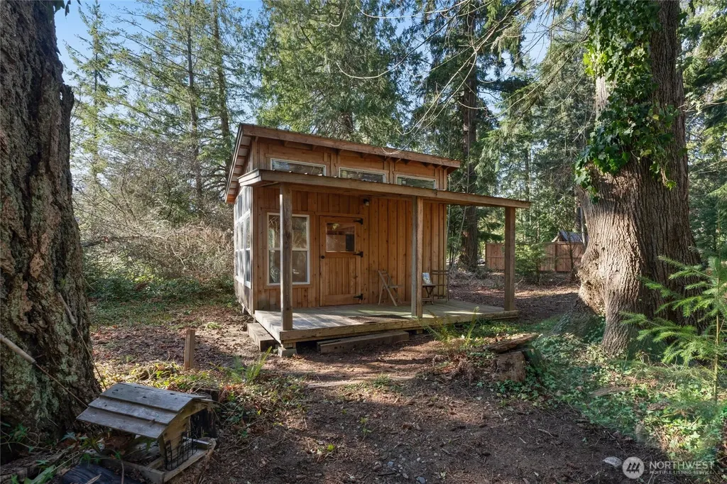 11648 Vipond Drive NW Gig Harbor WA 98329