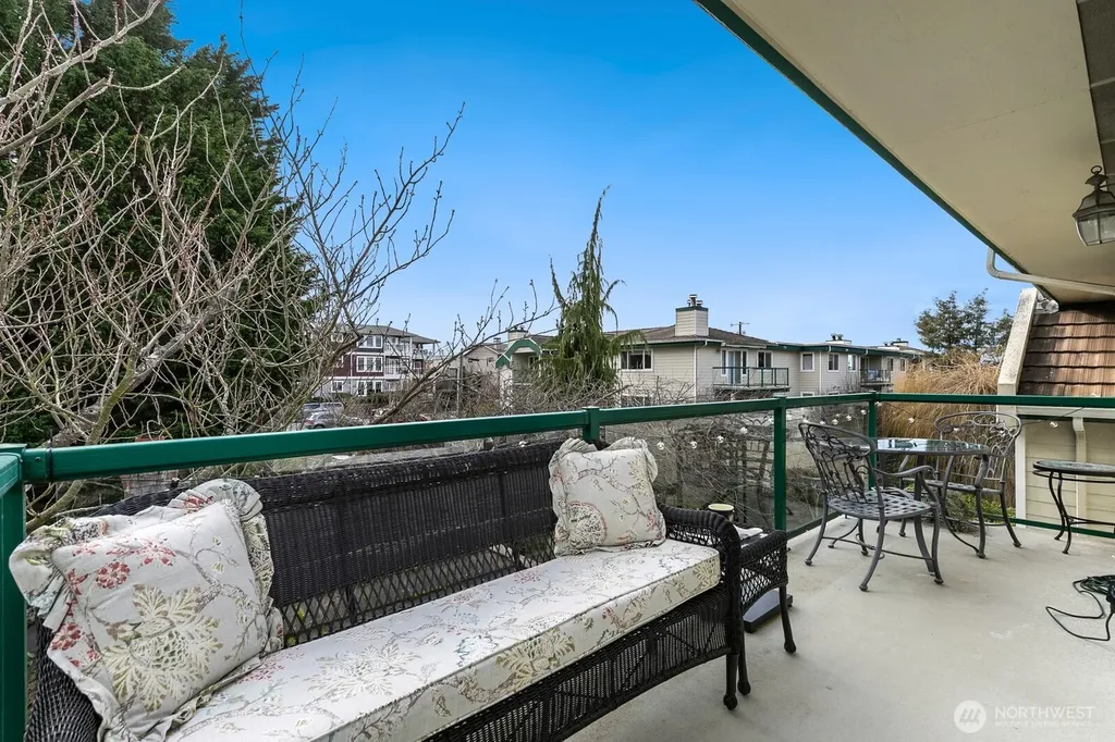 609 7th N Edmonds WA 98020
