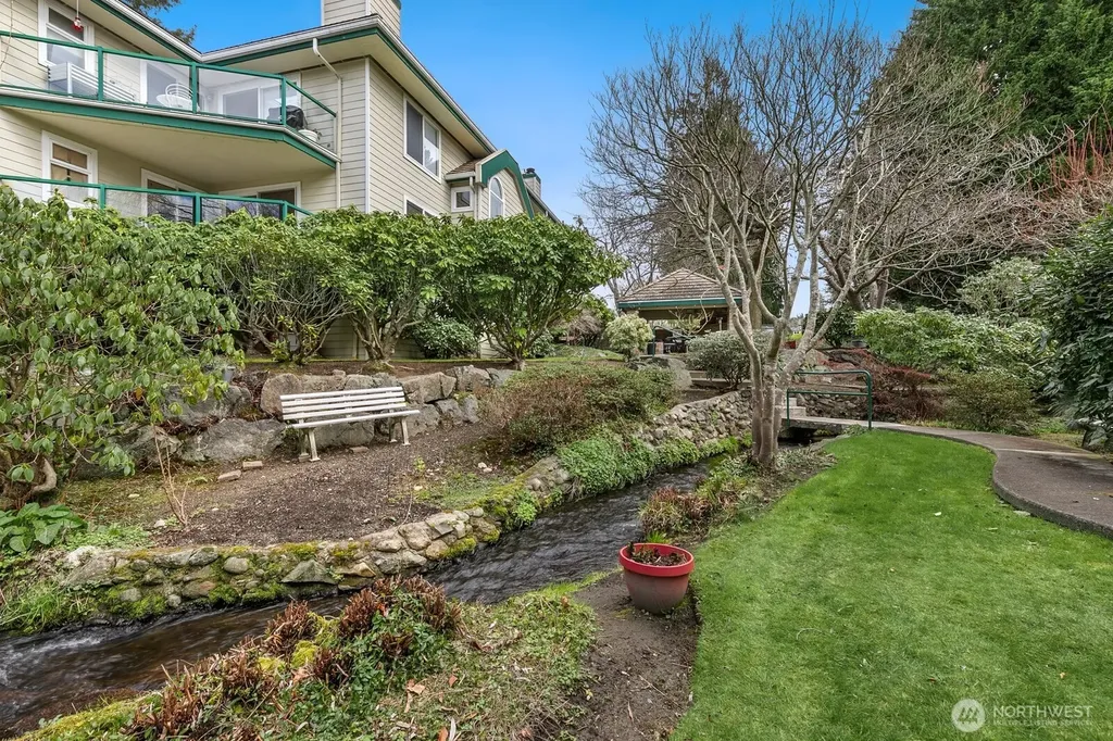 609 7th N Edmonds WA 98020