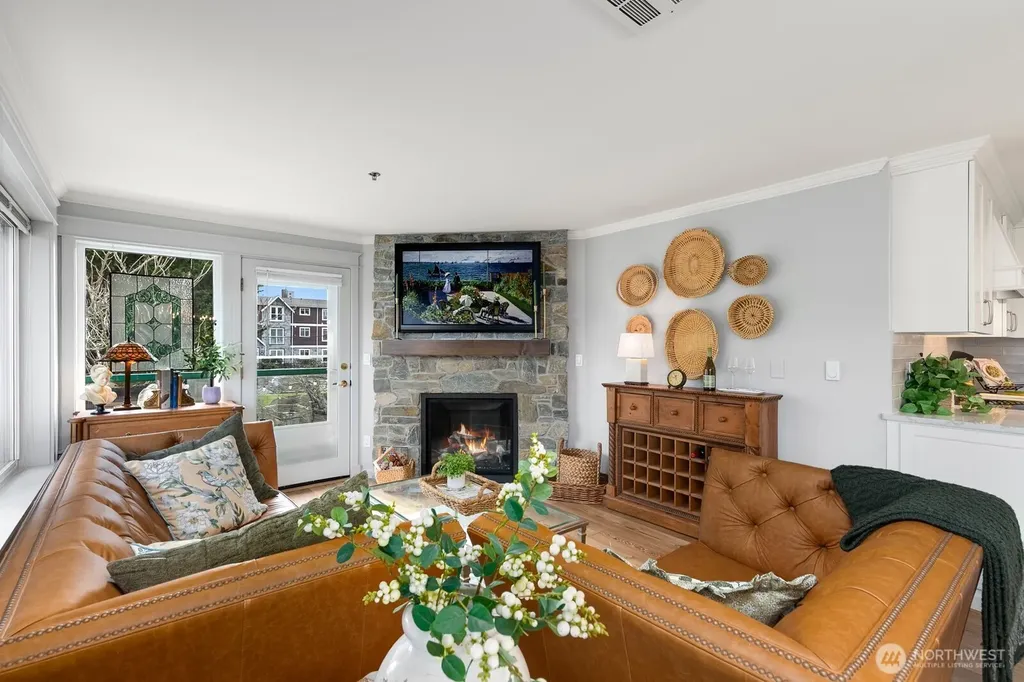 609 7th N Edmonds WA 98020