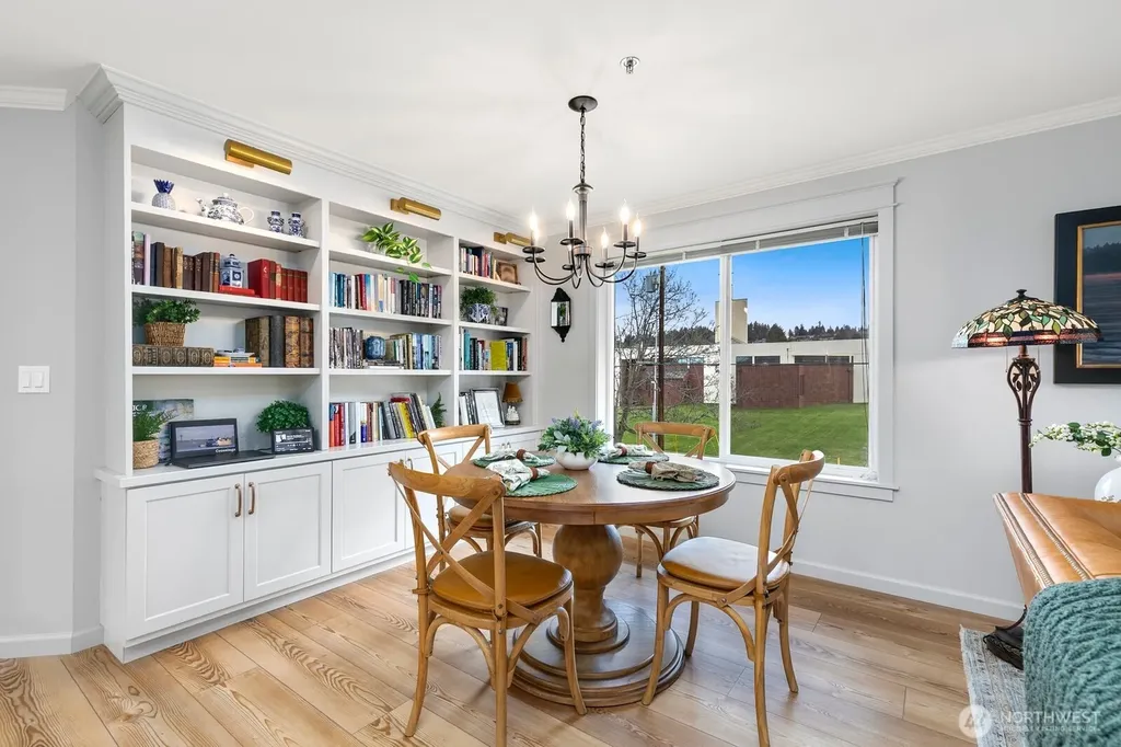 609 7th N Edmonds WA 98020