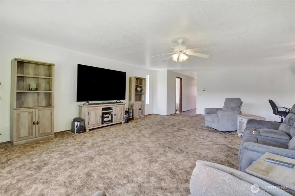 21704 88th Drive NE Arlington WA 98223