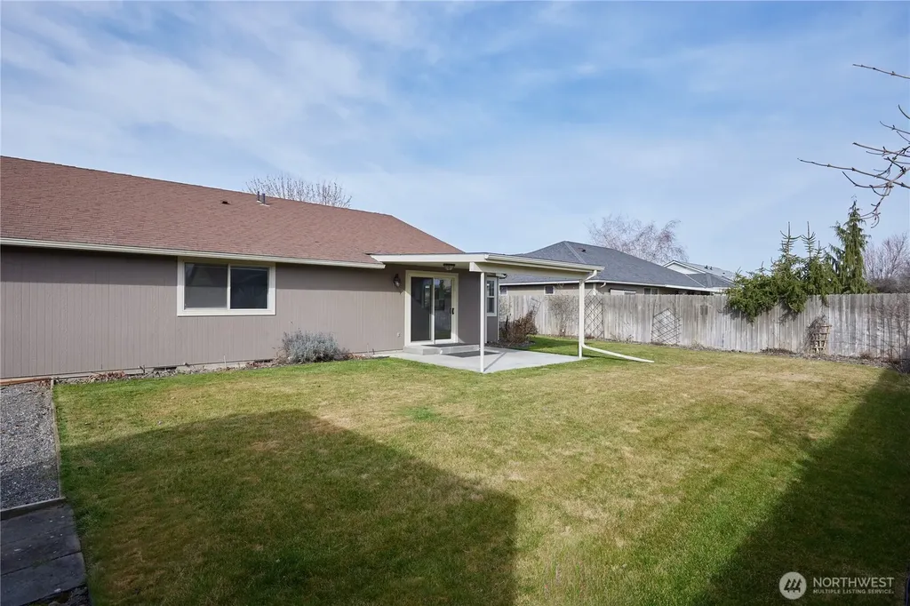 2081 Gemstone Drive Walla Walla WA 99362