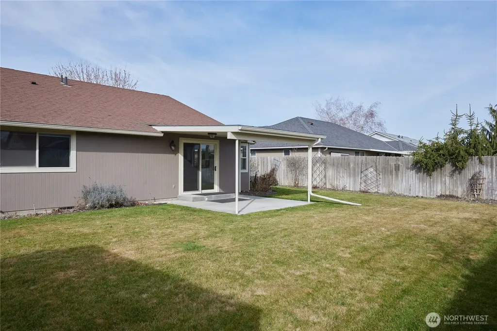 2081 Gemstone Drive Walla Walla WA 99362