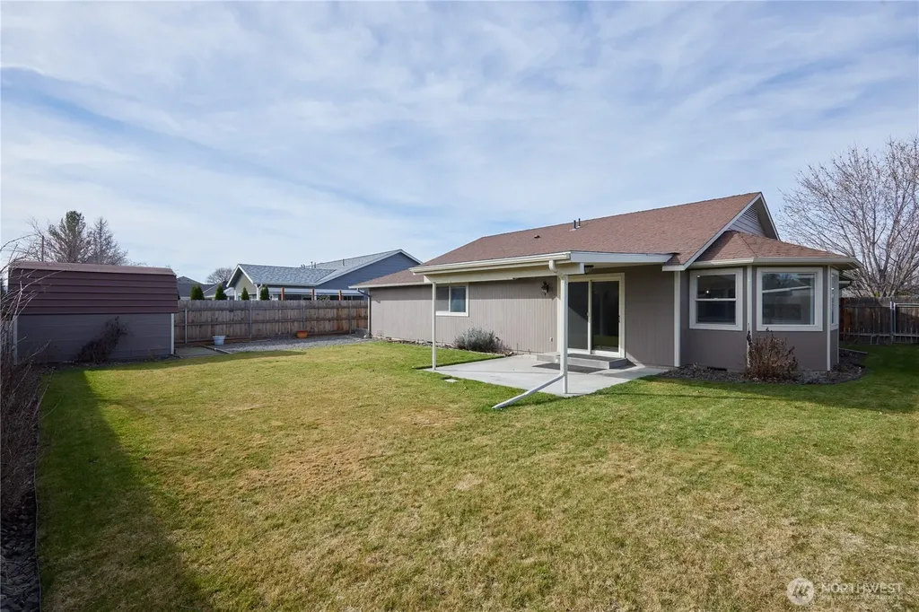 2081 Gemstone Drive Walla Walla WA 99362