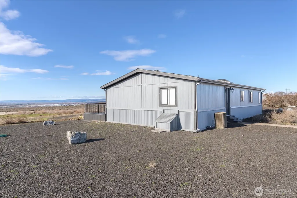 13477 Road 13 NW Quincy WA 98848