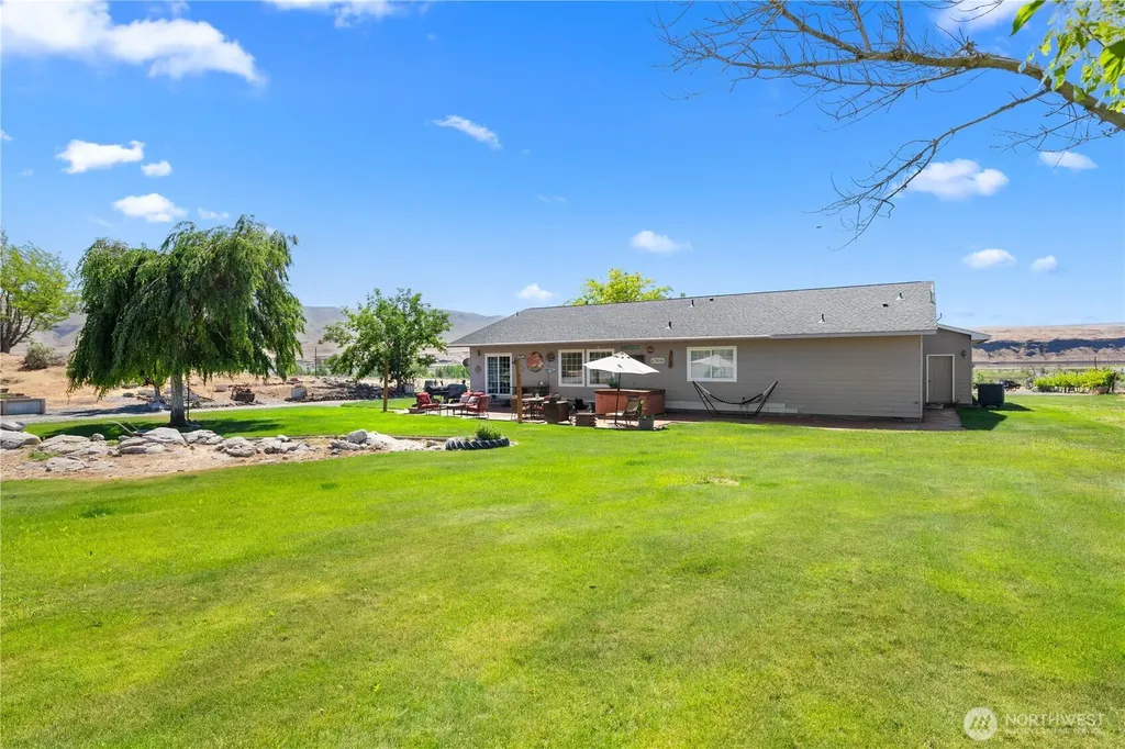 26619 Road U SW Mattawa WA 99349