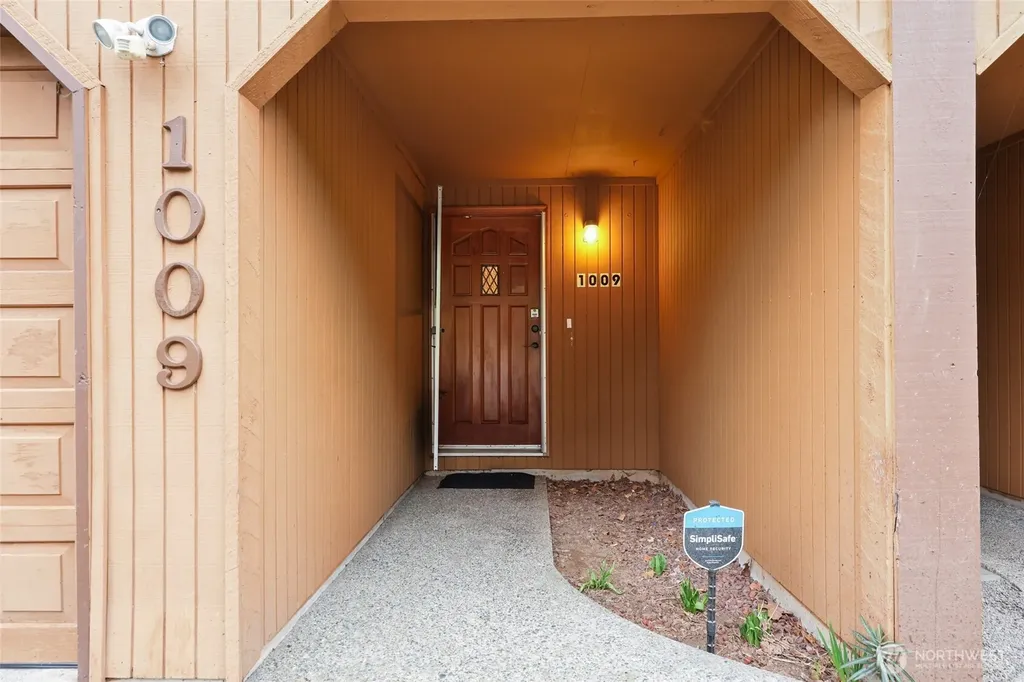 1007 Lybarger Street SE Olympia WA 98501