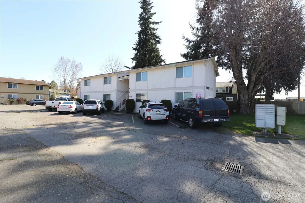 2250 I Street NE Auburn WA 98002