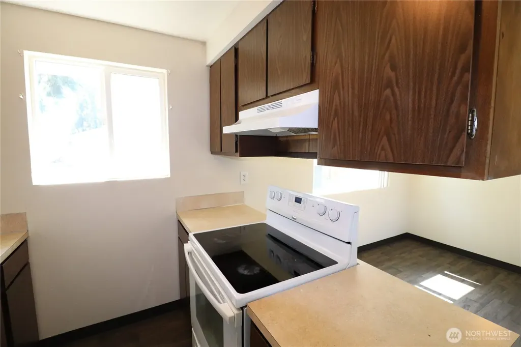 2250 I Street NE Auburn WA 98002