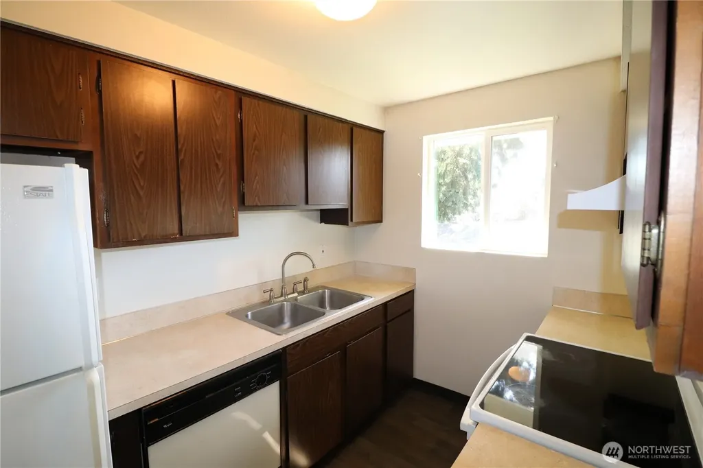 2250 I Street NE Auburn WA 98002