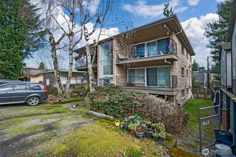 12030 32nd Avenue NE Seattle WA 98125