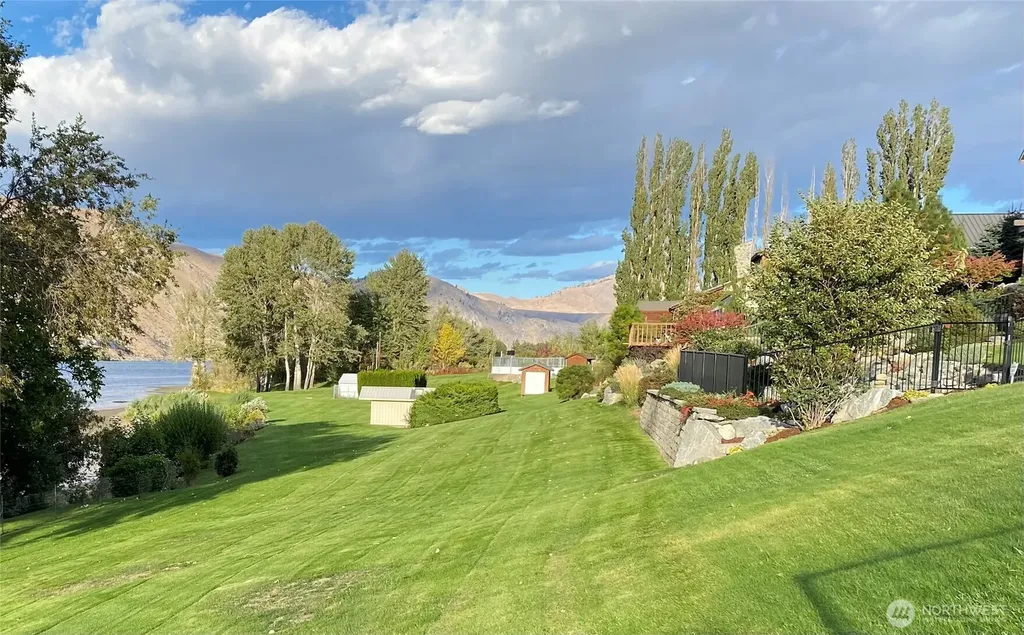 119 Crest View Drive Orondo WA 98843