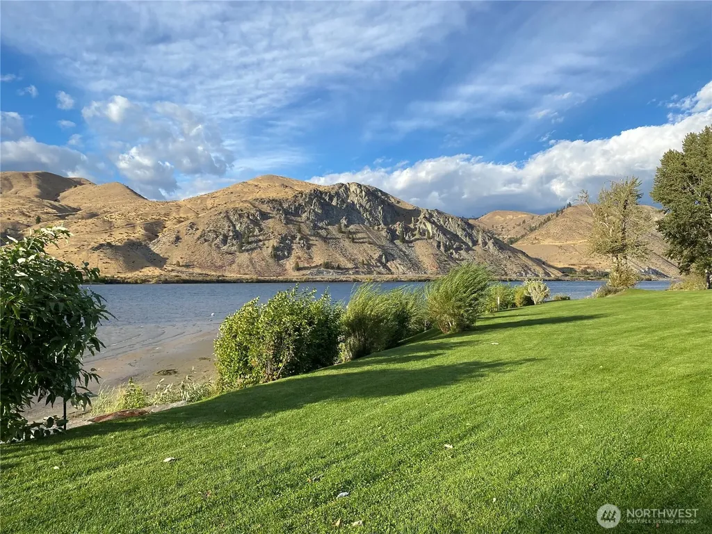 119 Crest View Drive Orondo WA 98843