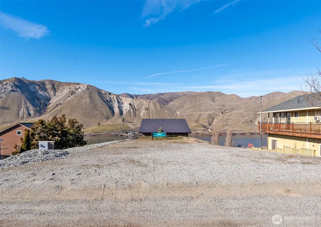 119 Crest View Drive Orondo WA 98843