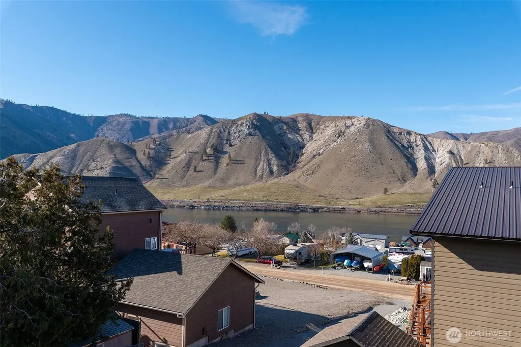 119 Crest View Drive Orondo WA 98843