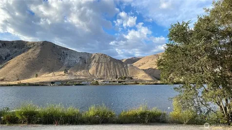 119 Crest View Drive Orondo WA 98843