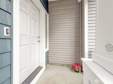 7005 Holly Park Drive S Seattle WA 98118