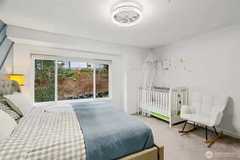 21264 SE 42nd Lane Issaquah WA 98029