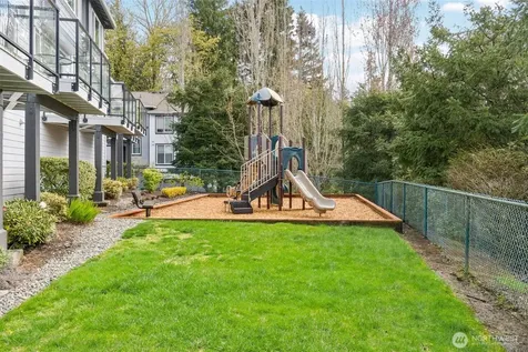 21264 SE 42nd Lane Issaquah WA 98029