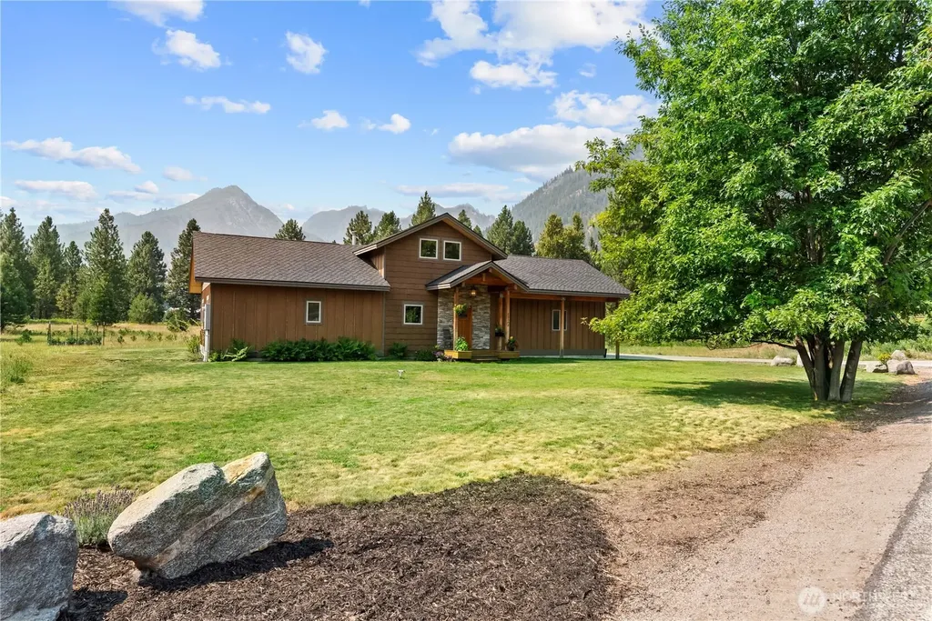 12503 Shore Street Leavenworth WA 98826