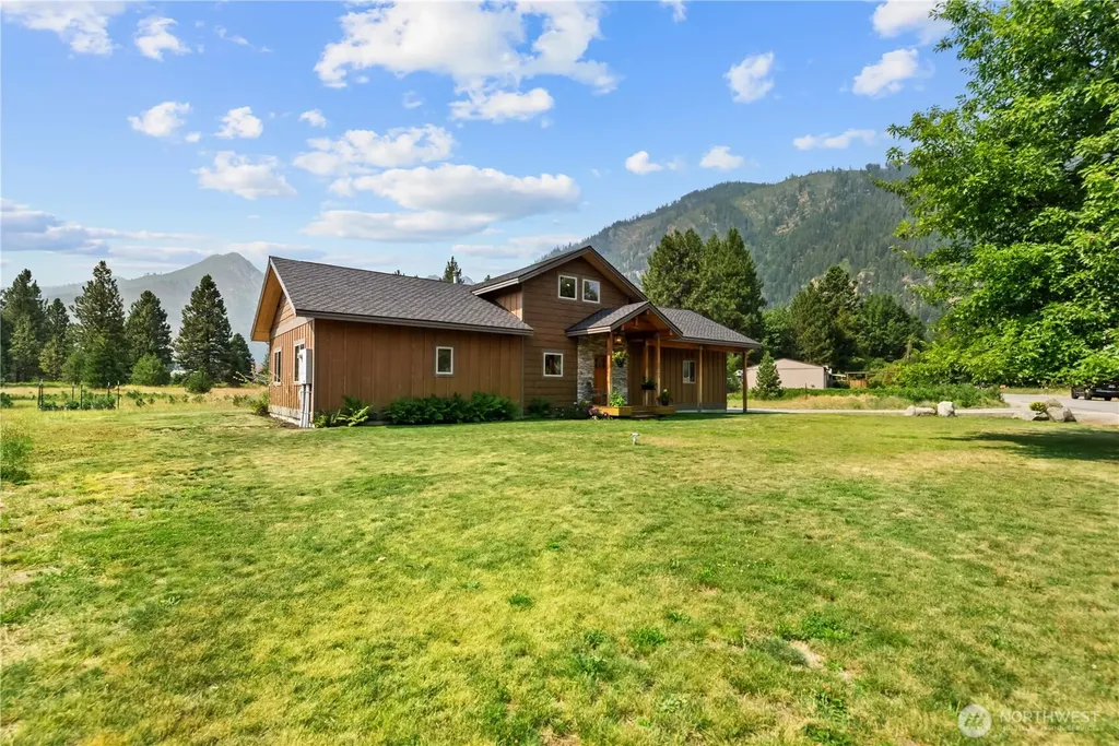 12503 Shore Street Leavenworth WA 98826
