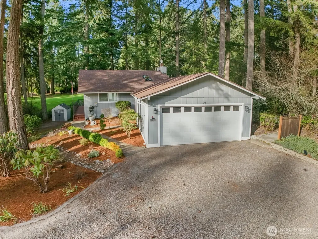11001 Pioneer Drive Anderson Island WA 98303