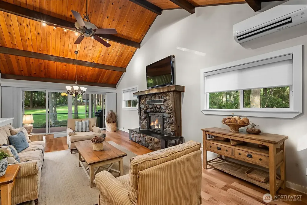 11001 Pioneer Drive Anderson Island WA 98303