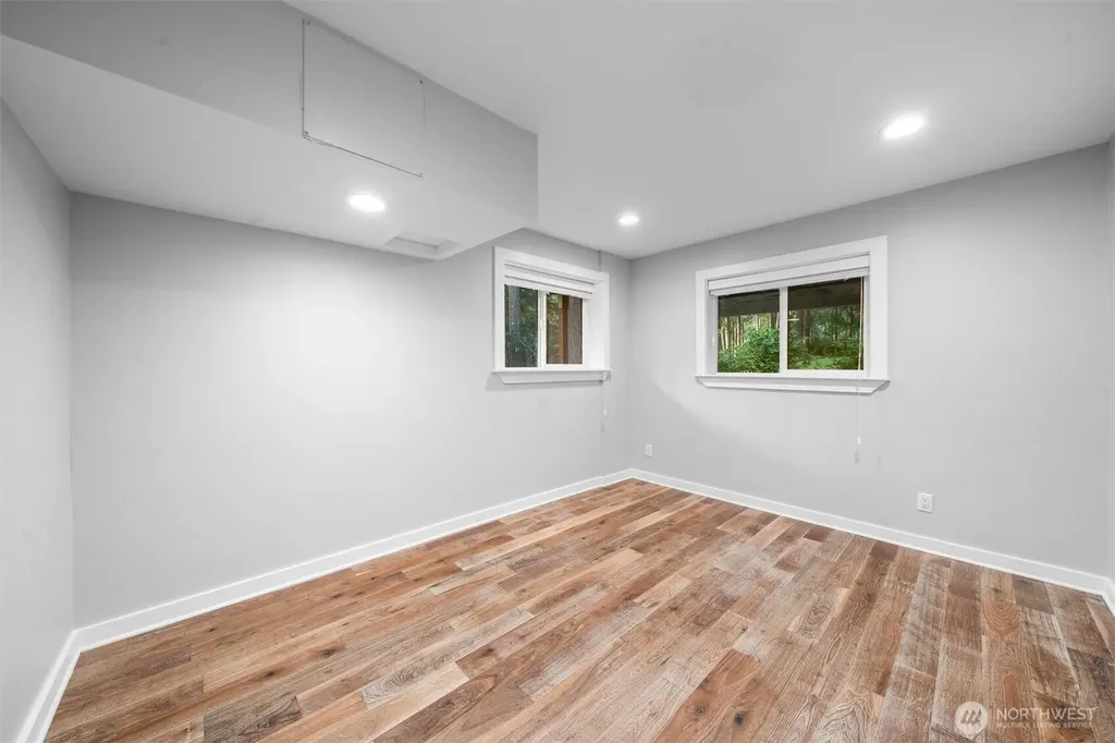 11001 Pioneer Drive Anderson Island WA 98303
