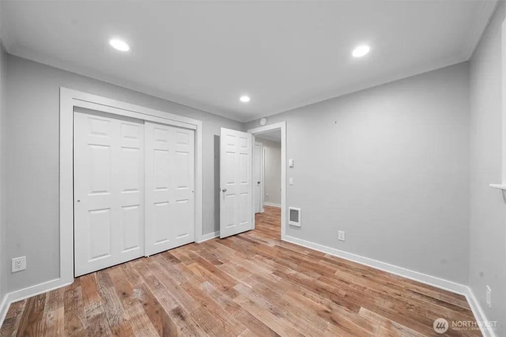 11001 Pioneer Drive Anderson Island WA 98303