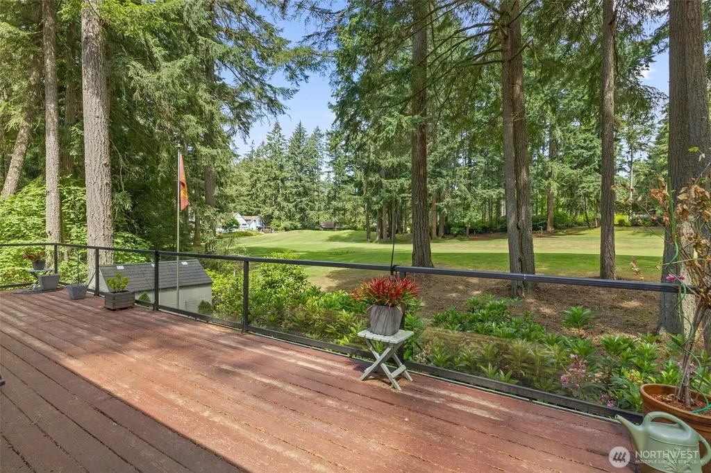 11001 Pioneer Drive Anderson Island WA 98303