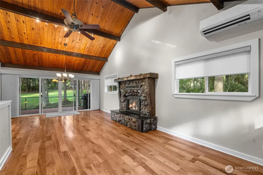 11001 Pioneer Drive Anderson Island WA 98303
