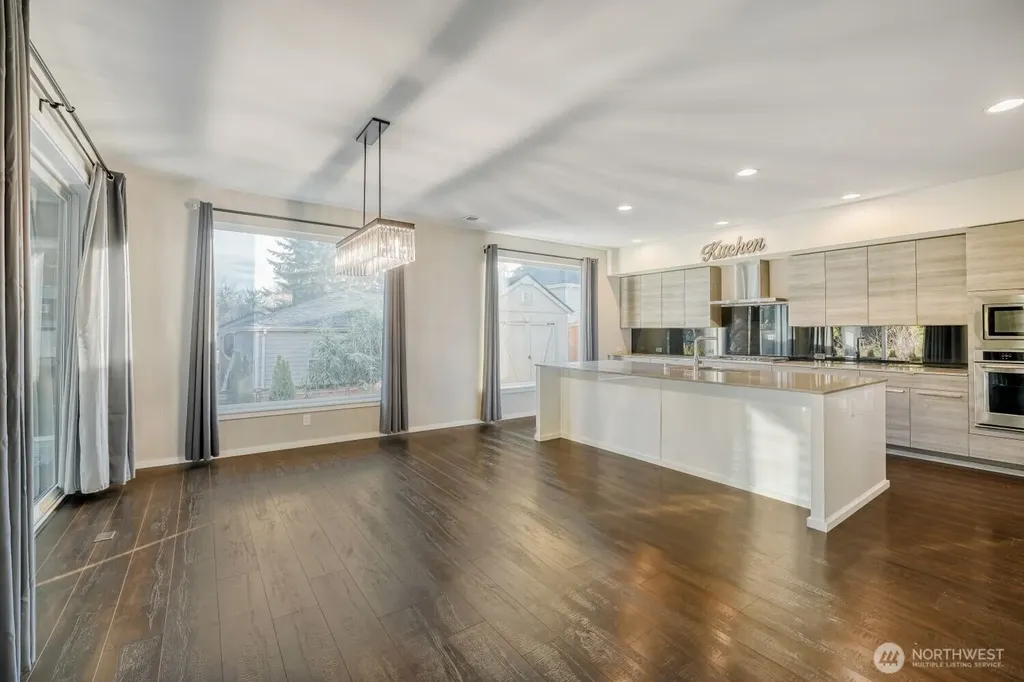 2873 S 353rd Place Federal Way WA 98003