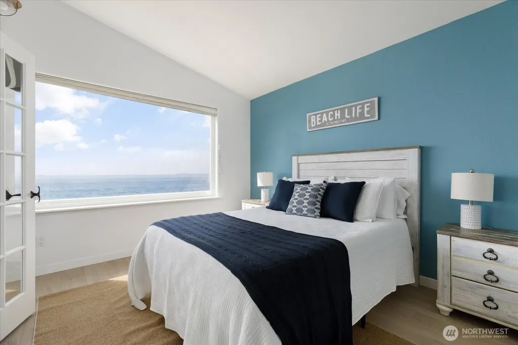 2507 W Beach Road Oak Harbor WA 98277