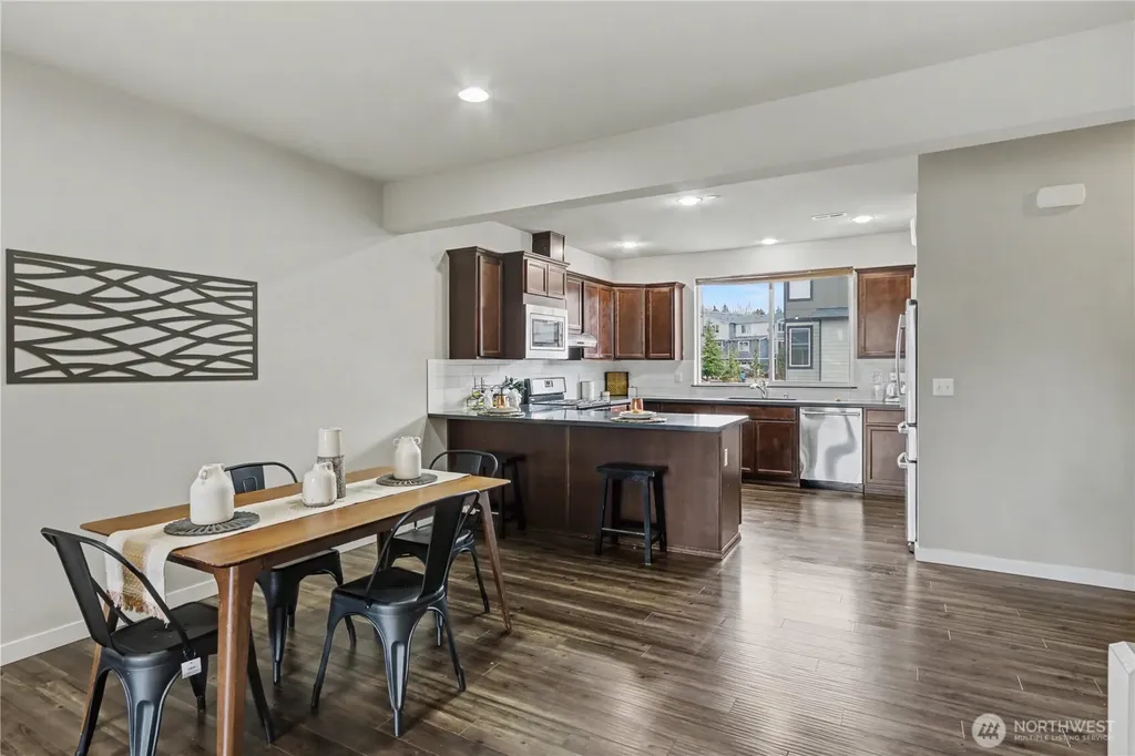 16611 48th Avenue W Edmonds WA 98026