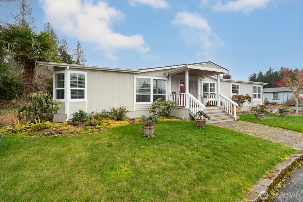 6680 NE Aquarius Lane Bremerton WA 98311