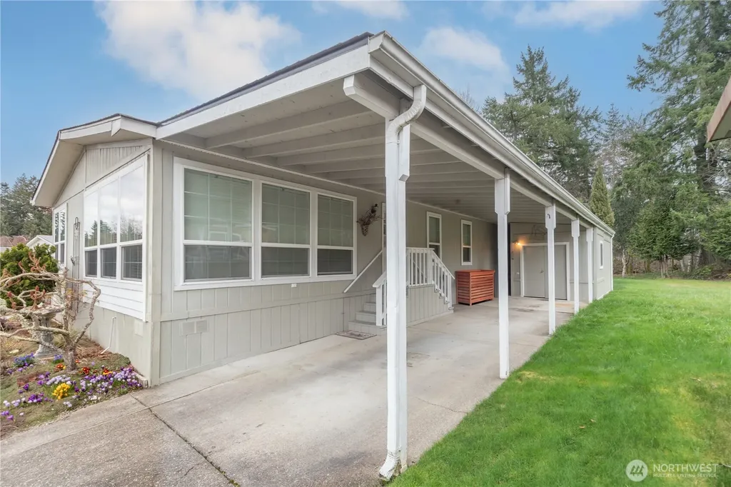6680 NE Aquarius Lane Bremerton WA 98311