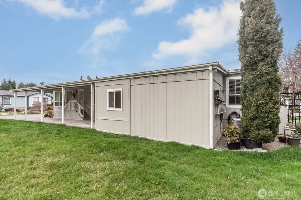 6680 NE Aquarius Lane Bremerton WA 98311