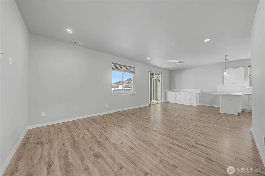 907 NE 5th Avenue Ephrata WA 98823
