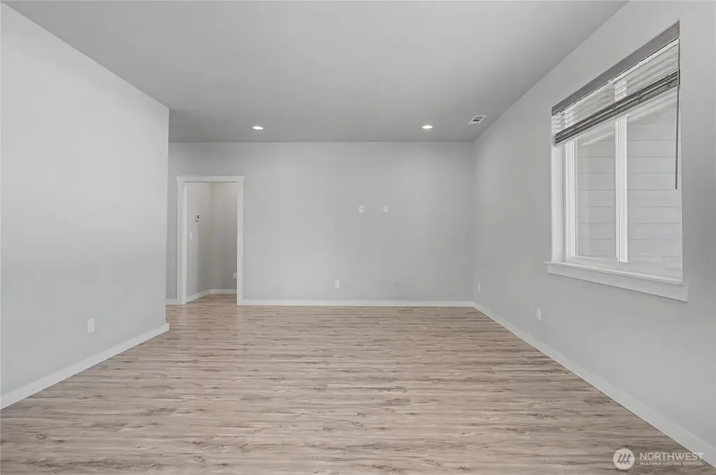 907 NE 5th Avenue Ephrata WA 98823