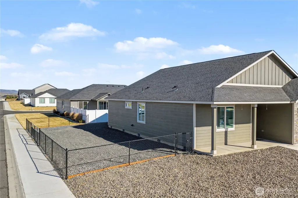 907 NE 5th Avenue Ephrata WA 98823