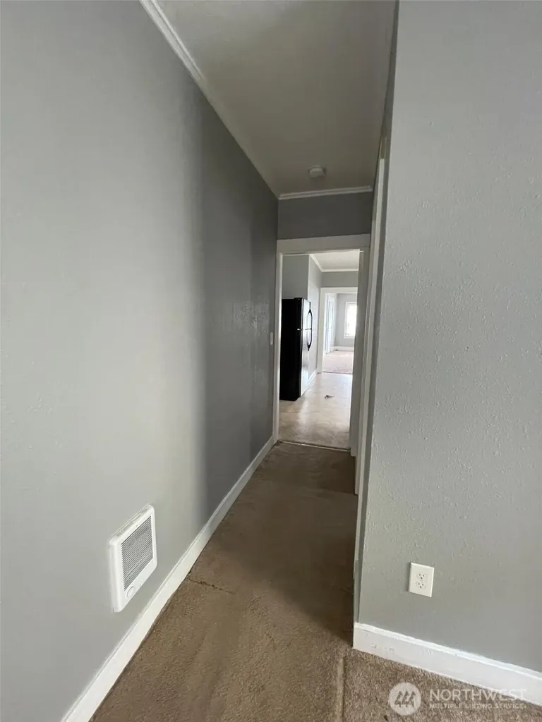 517 Emerson Avenue Hoquiam WA 98550