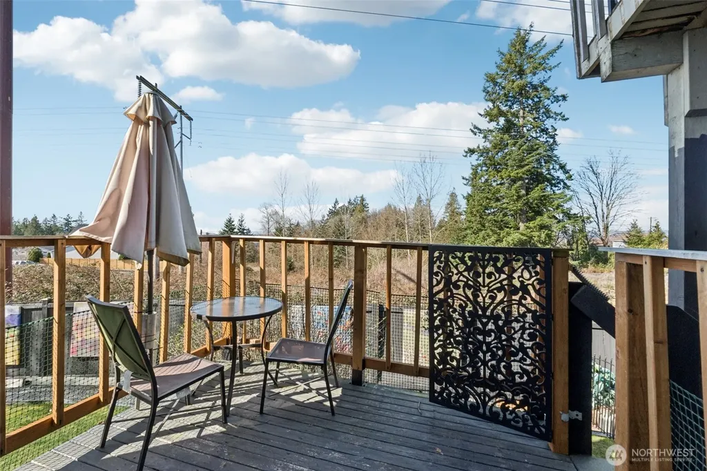 8109 2nd Place SE Lake Stevens WA 98258