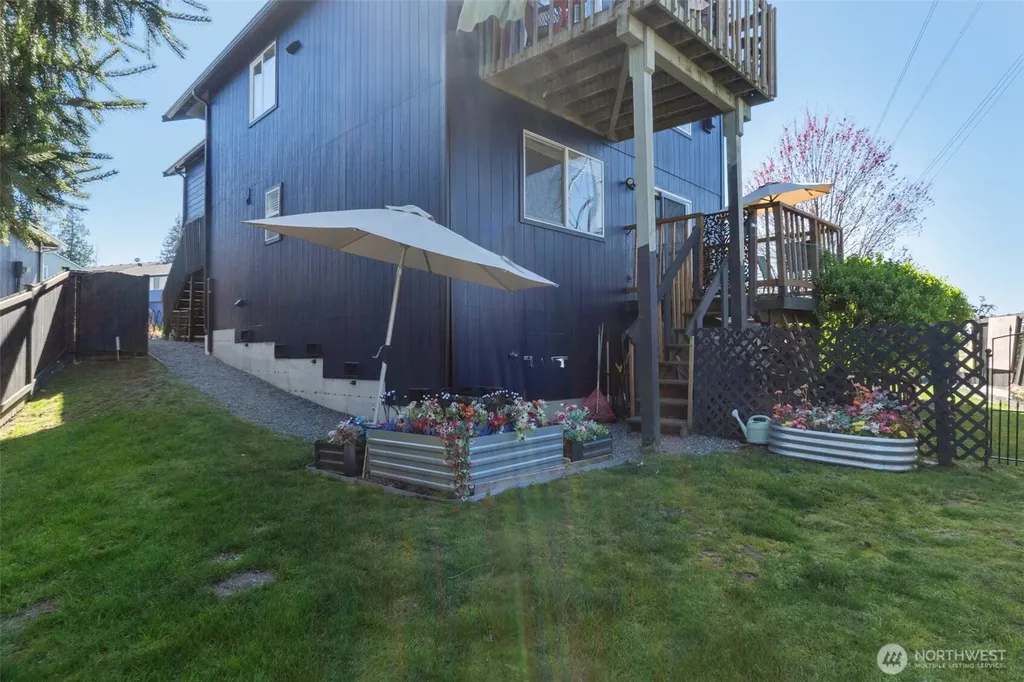 8109 2nd Place SE Lake Stevens WA 98258